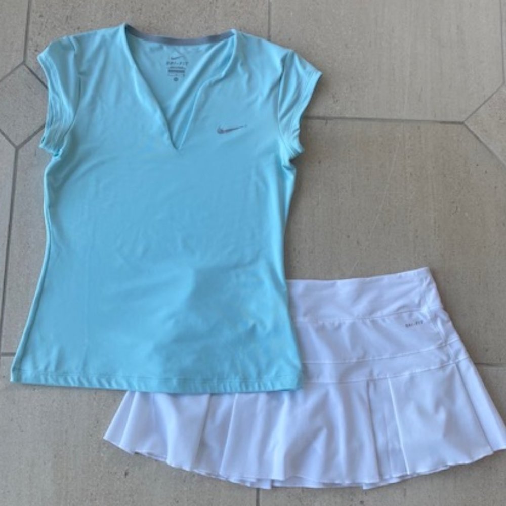 Nike Tennis Outfit - Skort & Top